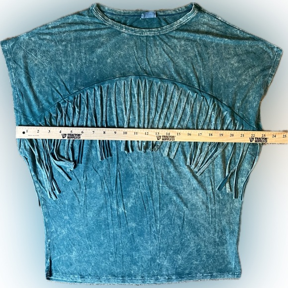 Blue Buttercup Fringe Washed Turquoise Top size S - Picture 5 of 8